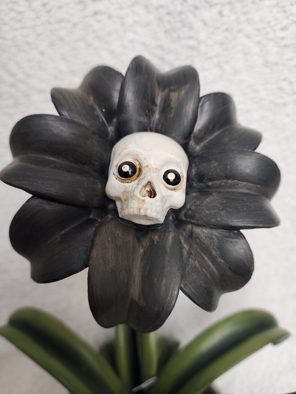 HALLOWEEN Black Skull Flower Decorative Planter Accent - Picture 2 of 6